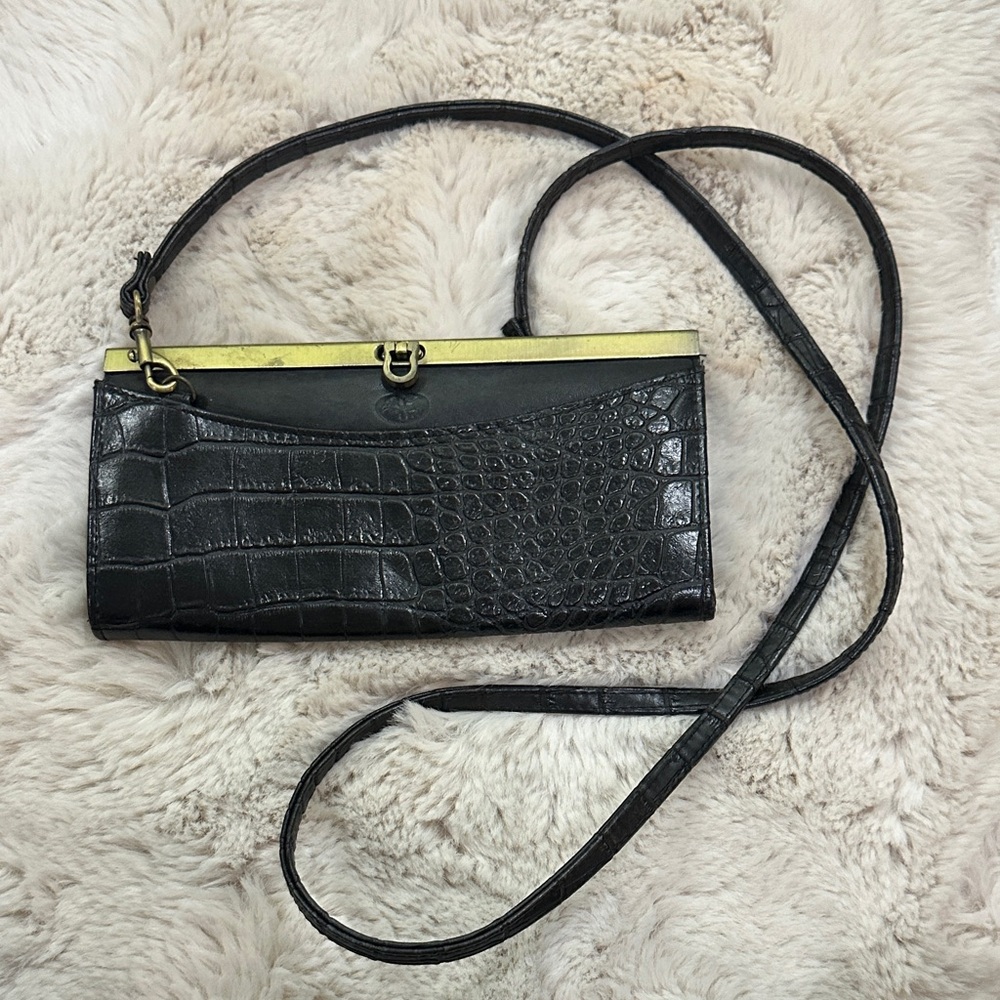 Buxton crossbody purse/wallet